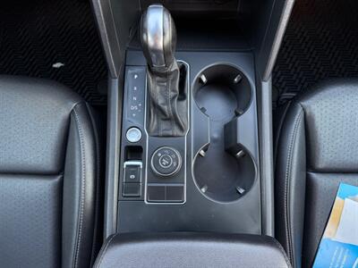 2018 Volkswagen Atlas V6 SE 4Motion   - Photo 22 - Gladstone, OR 97027