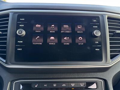 2018 Volkswagen Atlas V6 SE 4Motion   - Photo 21 - Gladstone, OR 97027