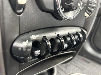 2013 MINI Countryman Cooper S , 6 Speed  Fun To Drive ! - Photo 38 - Gladstone, OR 97027