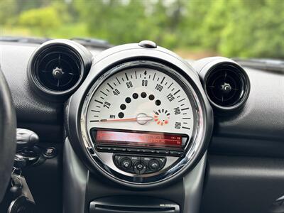 2013 MINI Countryman Cooper S , 6 Speed  Fun To Drive ! - Photo 44 - Gladstone, OR 97027