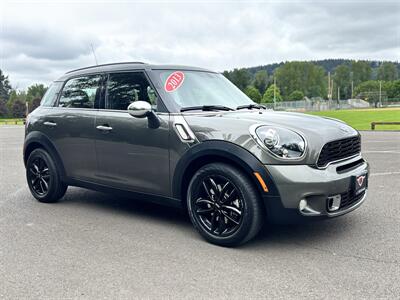 2013 MINI Countryman Cooper S , 6 Speed  Fun To Drive ! - Photo 29 - Gladstone, OR 97027