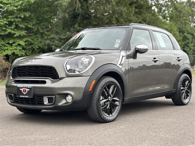 2013 MINI Countryman Cooper S , 6 Speed  Fun To Drive ! - Photo 3 - Gladstone, OR 97027