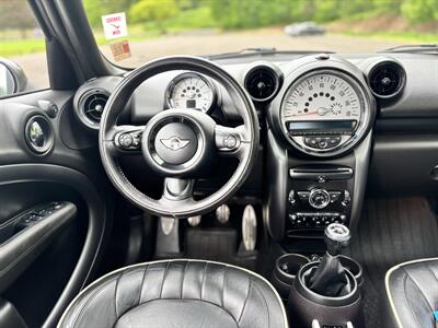 2013 MINI Countryman Cooper S , 6 Speed  Fun To Drive ! - Photo 15 - Gladstone, OR 97027