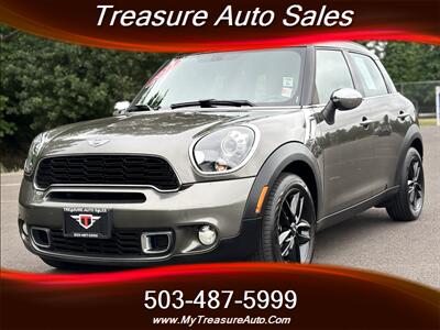 2013 MINI Countryman Cooper S , 6 Speed  Fun To Drive ! Coupe