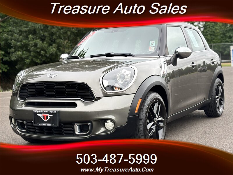 2013 MINI Countryman Cooper S , 6 Speed  Fun To Drive ! - Photo 1 - Gladstone, OR 97027