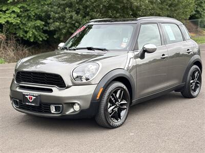 2013 MINI Countryman Cooper S , 6 Speed  Fun To Drive ! - Photo 31 - Gladstone, OR 97027