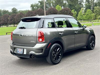 2013 MINI Countryman Cooper S , 6 Speed  Fun To Drive ! - Photo 6 - Gladstone, OR 97027