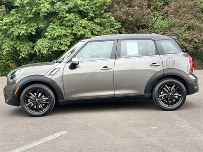 2013 MINI Countryman Cooper S , 6 Speed  Fun To Drive ! - Photo 2 - Gladstone, OR 97027