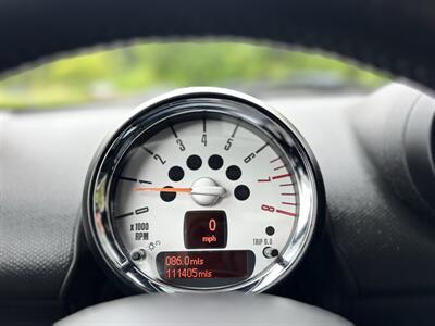 2013 MINI Countryman Cooper S , 6 Speed  Fun To Drive ! - Photo 24 - Gladstone, OR 97027