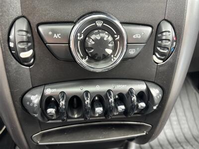 2013 MINI Countryman Cooper S , 6 Speed  Fun To Drive ! - Photo 37 - Gladstone, OR 97027