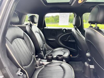 2013 MINI Countryman Cooper S , 6 Speed  Fun To Drive ! - Photo 18 - Gladstone, OR 97027