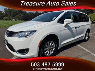 2018 Chrysler Pacifica Touring L Minivan