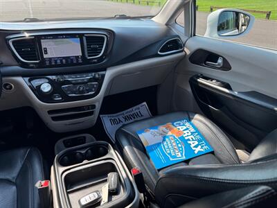2018 Chrysler Pacifica Touring L   - Photo 17 - Gladstone, OR 97027