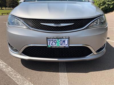 2018 Chrysler Pacifica Touring L - Photo 30 - Gladstone, OR 97027