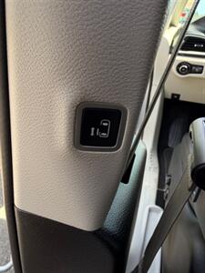 2018 Chrysler Pacifica Touring L - Photo 37 - Gladstone, OR 97027