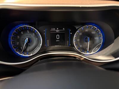 2018 Chrysler Pacifica Touring L - Photo 24 - Gladstone, OR 97027