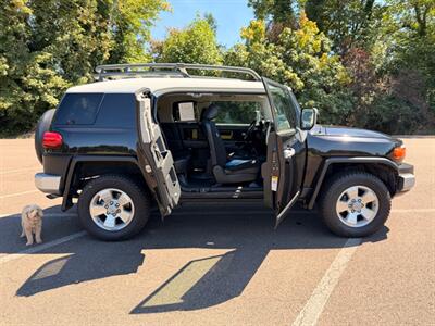 2007 Toyota FJ Cruiser 6 Speed Manual Transmission !  4X4 ! Clean title - Photo 48 - Gladstone, OR 97027