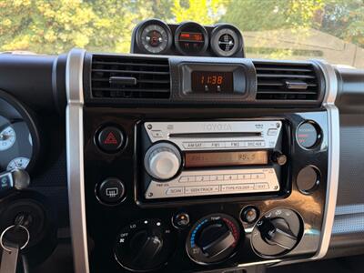 2007 Toyota FJ Cruiser 6 Speed Manual Transmission !  4X4 ! Clean title - Photo 20 - Gladstone, OR 97027