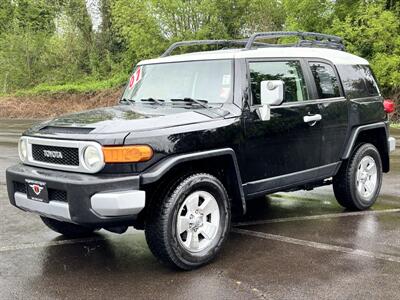 2007 Toyota FJ Cruiser 6 Speed Manual Transmission !  4X4 ! Clean title SUV
