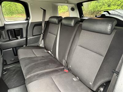 2007 Toyota FJ Cruiser 6 Speed Manual Transmission !  4X4 ! Clean title - Photo 15 - Gladstone, OR 97027