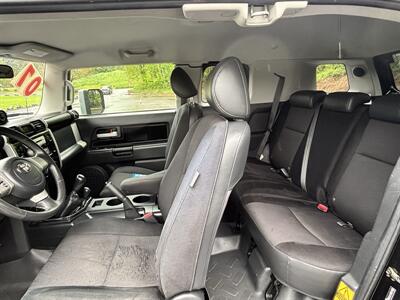 2007 Toyota FJ Cruiser 6 Speed Manual Transmission !  4X4 ! Clean title - Photo 14 - Gladstone, OR 97027