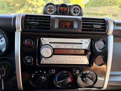 2007 Toyota FJ Cruiser 6 Speed Manual Transmission !  4X4 ! Clean title - Photo 71 - Gladstone, OR 97027