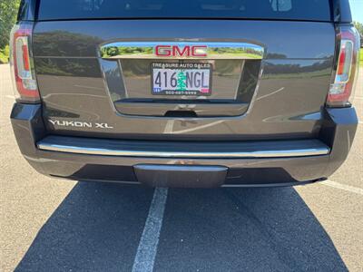 2016 GMC Yukon XL Denali SUV , Fully Loaded !  3rd rwo seats ! - Photo 18 - Gladstone, OR 97027