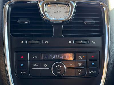 2013 Chrysler Town and Country Touring   - Photo 56 - Gladstone, OR 97027