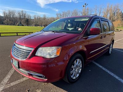 2013 Chrysler Town and Country Touring   - Photo 25 - Gladstone, OR 97027