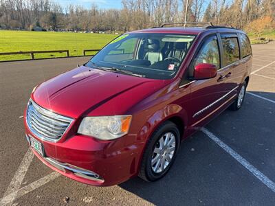 2013 Chrysler Town and Country Touring   - Photo 26 - Gladstone, OR 97027