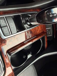 2015 Kia K900 Luxury , Fully Loaded !   - Photo 81 - Gladstone, OR 97027