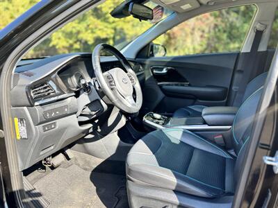 2020 Kia Niro EV EX Premium - Photo 11 - Gladstone, OR 97027