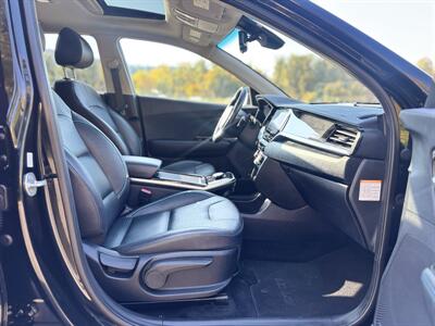 2020 Kia Niro EV EX Premium - Photo 32 - Gladstone, OR 97027