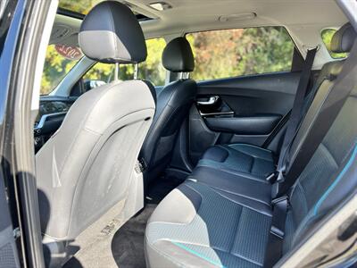 2020 Kia Niro EV EX Premium - Photo 17 - Gladstone, OR 97027