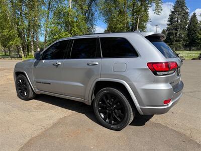 2018 Jeep Grand Cherokee Altitude   - Photo 3 - Gladstone, OR 97027
