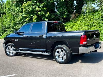 2015 RAM 1500 Lone Star - 5.7 HEMI  Low Miles , Clean Title ! - Photo 4 - Gladstone, OR 97027