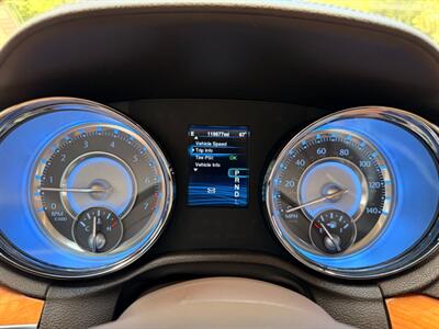2013 Chrysler 300 C - Photo 77 - Gladstone, OR 97027
