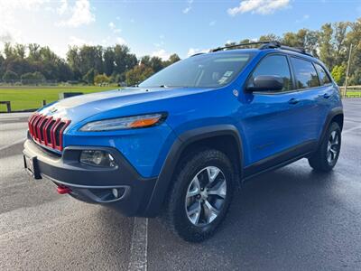 2018 Jeep Cherokee Trailhawk SUV  4X4 , Low Miles ! SUV