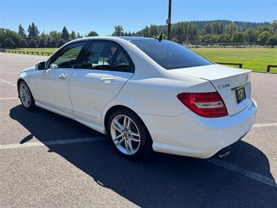 2014 Mercedes-Benz C 300 Luxury 4MATIC  Fully Loaded ! - Photo 3 - Gladstone, OR 97027