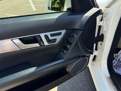 2014 Mercedes-Benz C 300 Luxury 4MATIC  Fully Loaded ! - Photo 32 - Gladstone, OR 97027