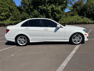 2014 Mercedes-Benz C 300 Luxury 4MATIC  Fully Loaded ! - Photo 6 - Gladstone, OR 97027