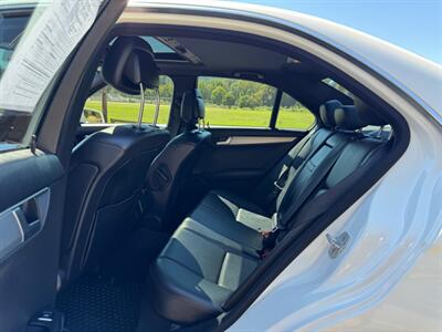 2014 Mercedes-Benz C 300 Luxury 4MATIC  Fully Loaded ! - Photo 10 - Gladstone, OR 97027