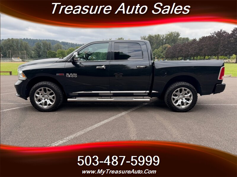 2016 RAM 1500 Laramie Limited Pickup Truck !  4X4 , Fully Loaded !