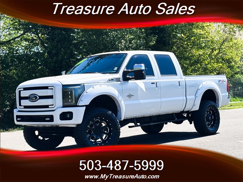 2011 Ford F-350 Super Duty Lariat , 4X4 , 6.7 Lit Diesel Truck !  