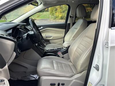 2014 Ford Escape Titanium  Ecoboost Engine , AWD , Loaded SUV ! - Photo 24 - Gladstone, OR 97027