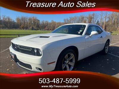 2019 Dodge Challenger SXT , Well Kept , Low Miles !  