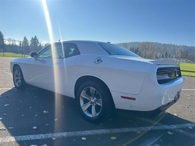 2019 Dodge Challenger SXT , Well Kept , Low Miles !   - Photo 3 - Gladstone, OR 97027