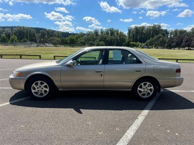 1999 Toyota Camry LE , Very reliable ! New Tires !  