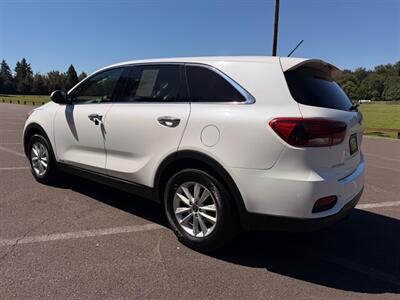 2019 Kia Sorento LX V6 - Photo 3 - Gladstone, OR 97027