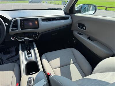 2017 Honda HR-V EX   - Photo 18 - Gladstone, OR 97027
